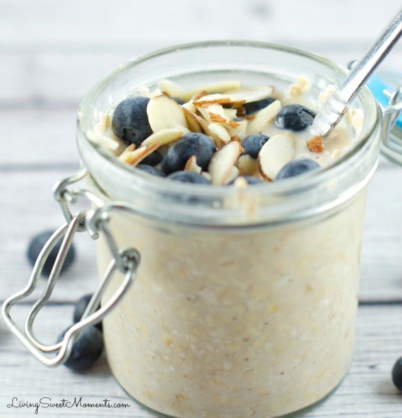 Overnight Oatmeal In A Jar Recipe (A No Cook Breakfast) - Living Sweet