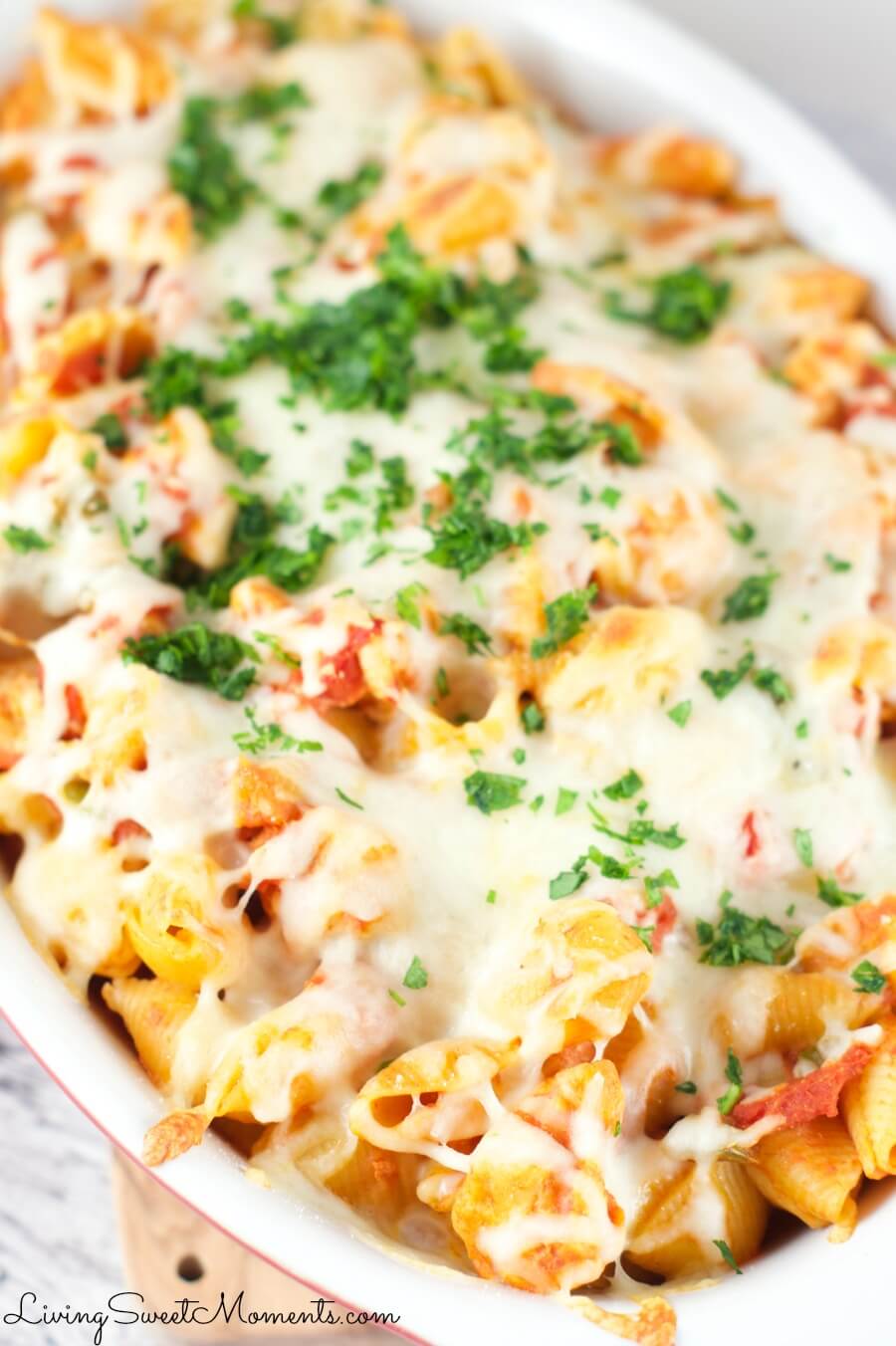 Cheesy Chicken Casserole - Only 6 ingredients. Made with pasta, tomato and cheese. This easy quick dinner recipe is delicious, hearty and oh so satisfying.