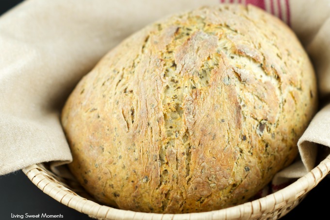 no knead pesto bread: this crusty pesto bread is easy to make and full of delicious pesto flavor. It requires no kneading and is baked in a dutch pan. Yummy