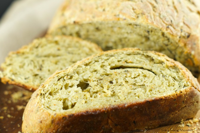 no knead pesto bread: this crusty pesto bread is easy to make and full of delicious pesto flavor. It requires no kneading and is baked in a dutch pan. Yummy