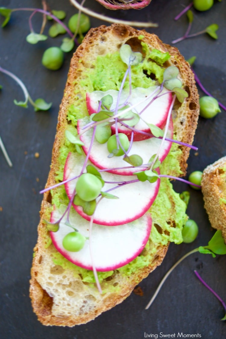 This delicious Pea Hummus Crostini recipe is easy and perfect for a Spring appetizer. Made with mint and tahini that gives a unique flavor. Vegan as well