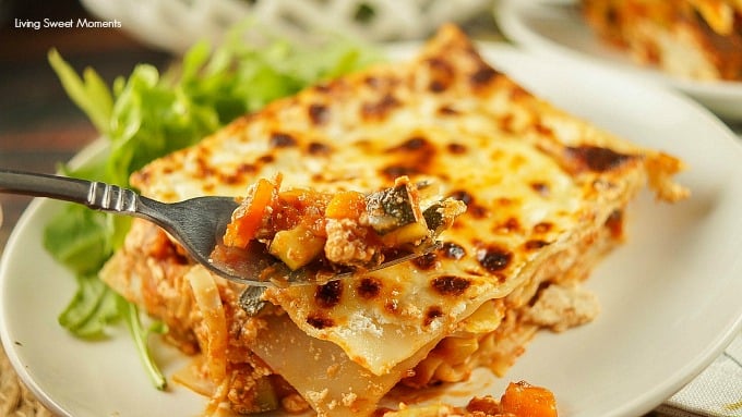 This hearty Low Fat Vegetarian Lasagna Recipe is packed with veggies in a delicious tomato sauce. The perfect weeknight dinner idea that everyone will love.