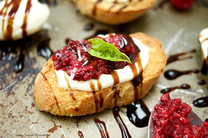 This delicious Roasted Raspberry Crostini recipe is made with balsamic vinegar, mascarpone cheese on top of a baguette. The perfect summer appetizer.