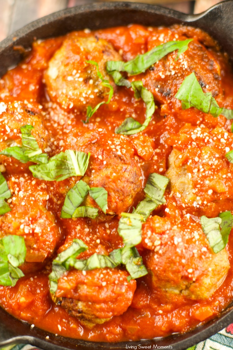 Turkey Meatballs With Tomato Sauce - these easy meatballs are baked and not fried. Served with a homemade light tomato sauce. The perfect 30 minute meal.