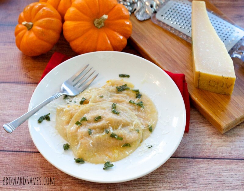 Delicious Pumpkin Ravioli Recipe. Made a luscious pumpkin ricotta filling and served with a sage brown butter sauce. The perfect 30 minute meal for the fall. 