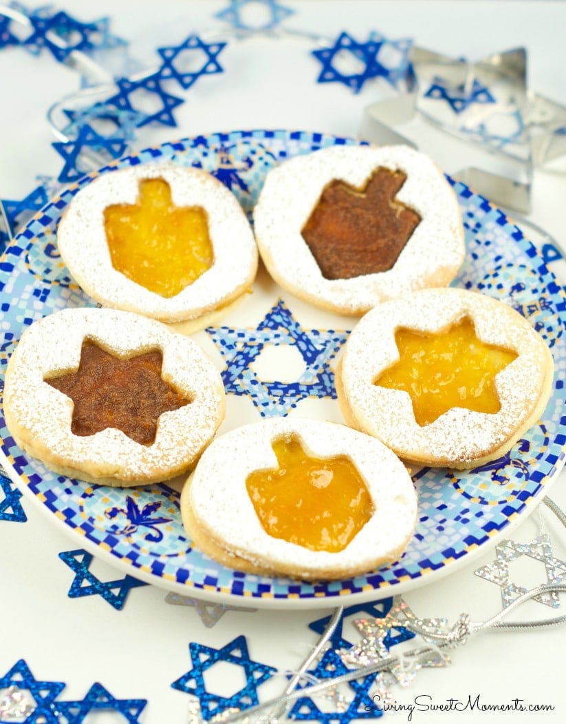 This Hanukkah Jelly Cookie Recipe is so east to make! From start to finish it only takes about 30 minutes. You can fill these up with any filling you'd like