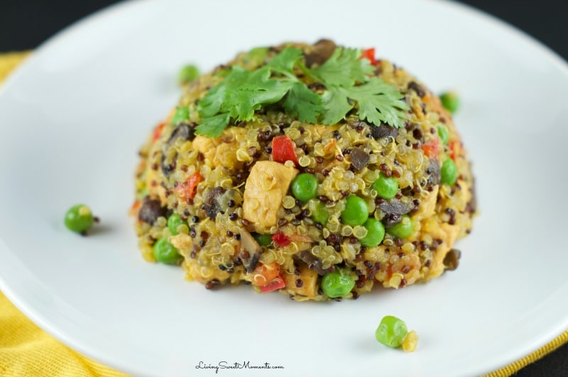 This delicious Quinoa Arroz con Pollo is the perfect one pot 30-minute weeknight dinner that is super easy to make. Enjoy this healthy latin twist tonight!