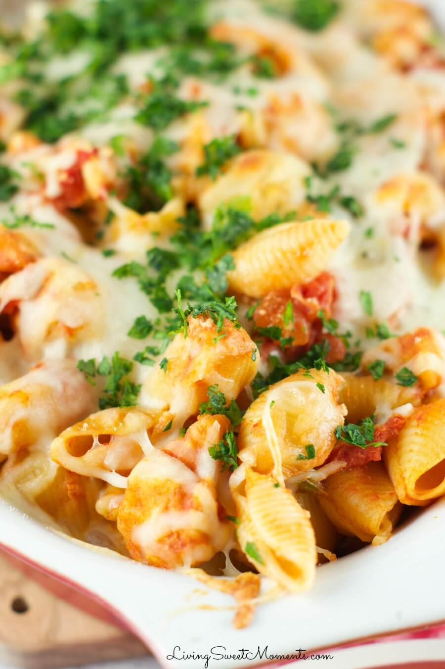 Cheesy Chicken Casserole - Only 6 ingredients. Made with pasta, tomato and cheese. This easy quick dinner recipe is delicious, hearty and oh so satisfying.