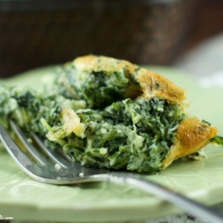 Spinach Souffle Recipe - This easy weeknight side dish is very easy to make and delicious. The perfect Spring recipe to bake in the oven and entertain with.