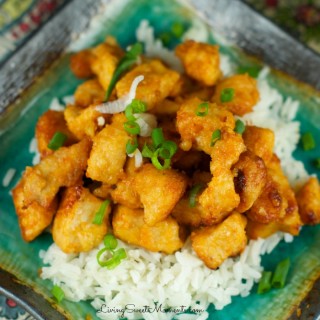 Sweet And Sour Chicken - An easy weeknight recipe that's super tasty. No need to order Chinese take-out anymore. This Chinese chicken recipe will be a fave.