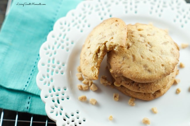 Butter Toffee Cookies - these delicious and easy to make chewy butter toffee cookies are made with heath bar bits to make them irresistible. A must recipe!