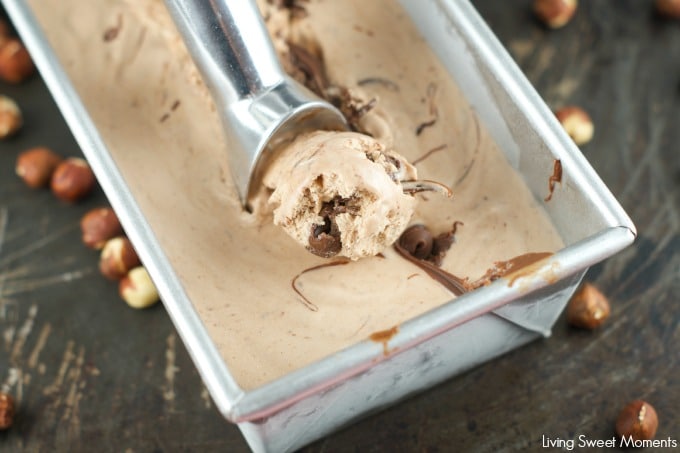 No Churn Nutella Ice Cream - Only 4 simple ingredients are needed to make this delicious ice Cream with swirls of Nutella in every bite. Perfect for summer. 