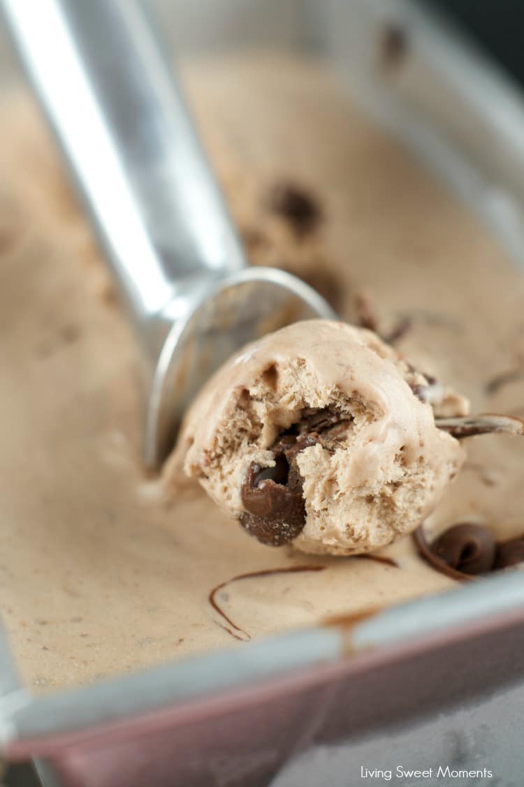 No Churn Nutella Ice Cream - Only 4 simple ingredients are needed to make this delicious ice Cream with swirls of Nutella in every bite. Perfect for summer. 