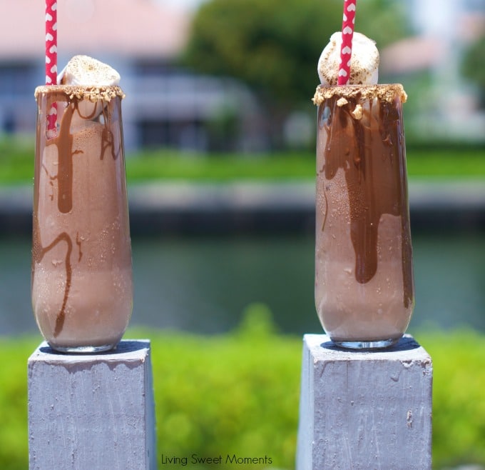 s'mores shakes - Delicious Chocolate shakes with marshmallows and graham crackers topped with toasted marshmallows. Perfect for summer outdoor entertaining.