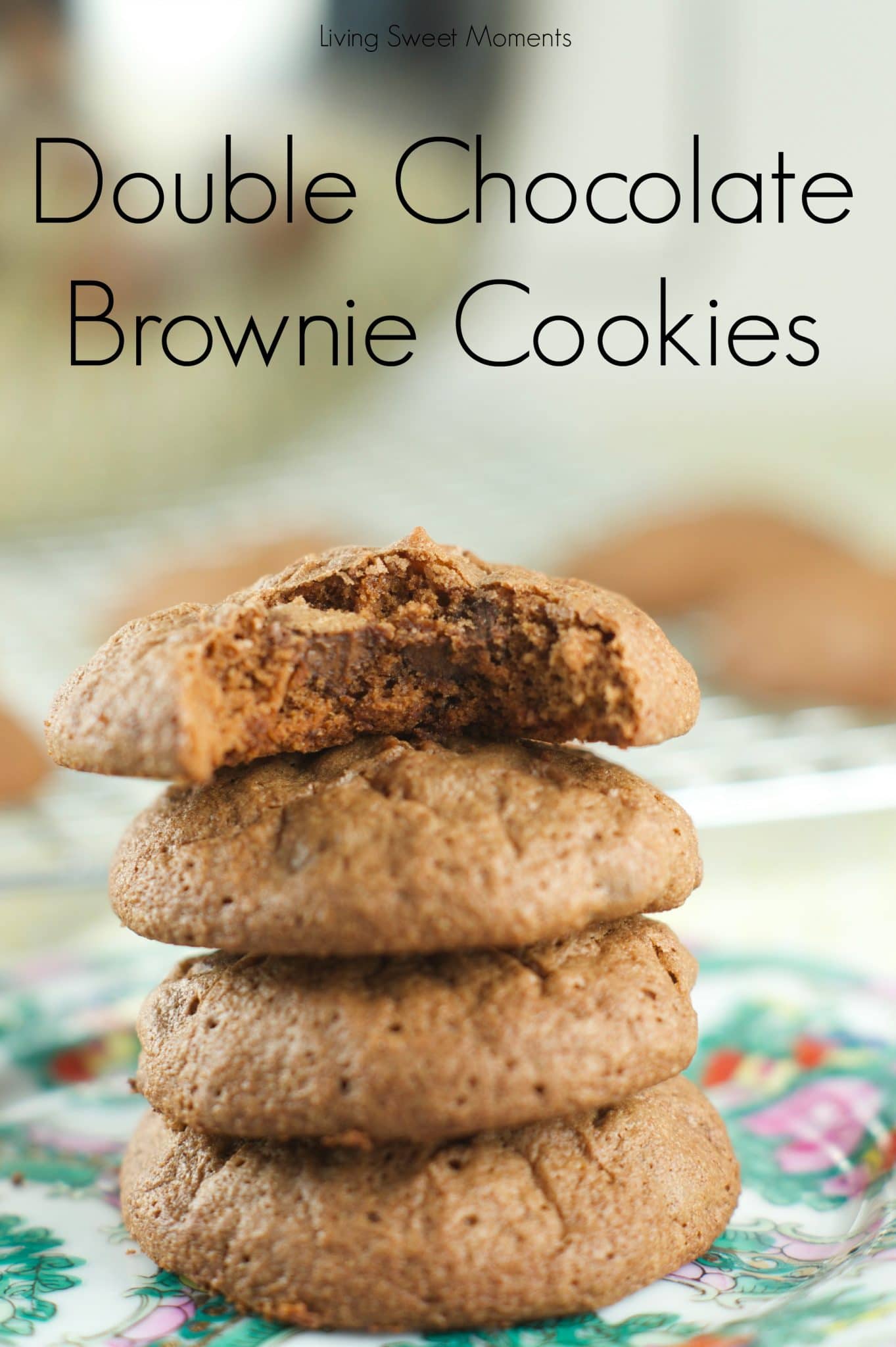 Double Chocolate Brownie Cookies : these easy to make chocolate cookies have the pudginess of a brownie with the taste of a cookie. Perfect for dessert. 