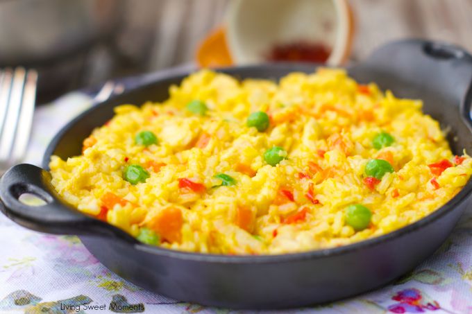 Arroz Con Pollo: Delicious latin dish made with chicken breast, veggies and saffron. Comes together in minutes and is perfect for a one pot weeknight dinner.