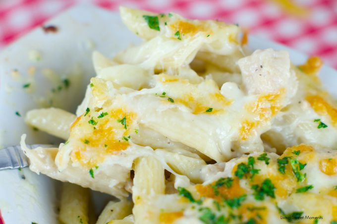 Chicken Alfredo Baked Pasta - delicious homemade Alfredo sauce tossed with pasta, cooked chicken and cheese. Perfect for a quick weeknight meal or for company. 