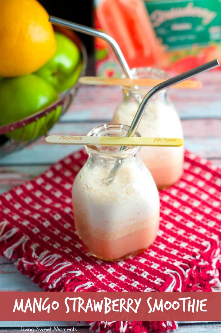 Mango Strawberry Smoothie: delicious fruit smoothie made with frozen fruit bars, fresh fruit and milk. Perfect for the lunchbox or as an afternoon snack. 