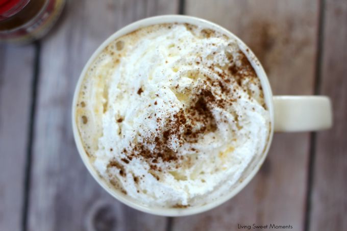 Copycat Starbucks Pumpkin Spice Latte Recipe: Perfect fall drink! Enjoy your favorite Starbucks drink for less money and made with natural ingredients