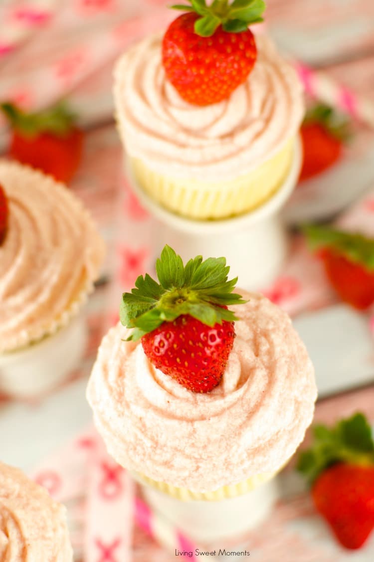 Vanilla Cupcakes with Strawberry Mascaporne Frosting - from scratch moist vanilla cupcakes served with a delicious strawberry mascarpone frosting. Love it!