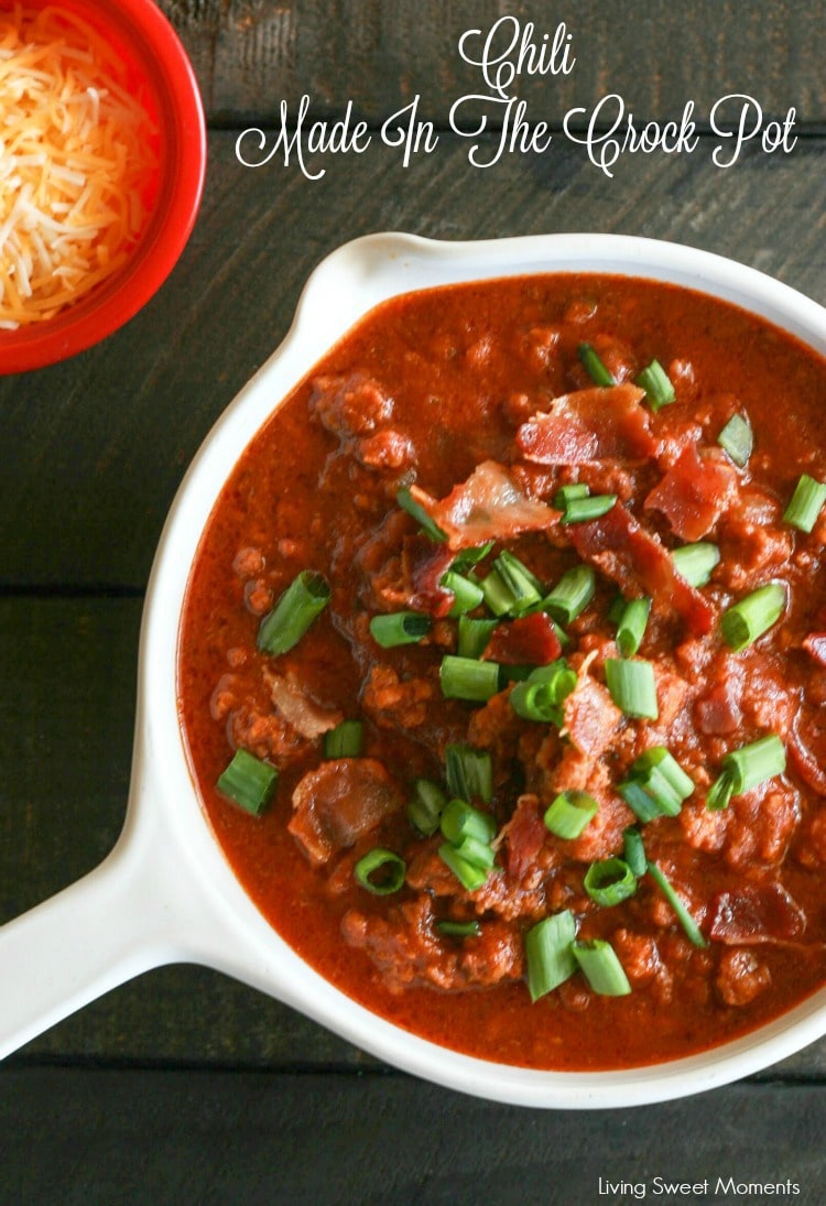 This delicious Slow Cooker Chili Recipe is easy to make, hearty and it definitely feeds a crowd. The perfect winter recipe! Just add your favorite toppings.