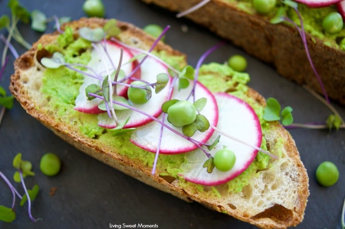 This delicious Pea Hummus Crostini recipe is easy and perfect for a Spring appetizer. Made with mint and tahini that gives a unique flavor. Vegan as well