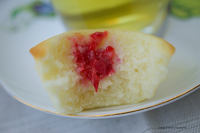 Financiers Recipe - this delicate french almond cake is flavored with browned butter and is super easy to make. The perfect dessert to enjoy with tea.