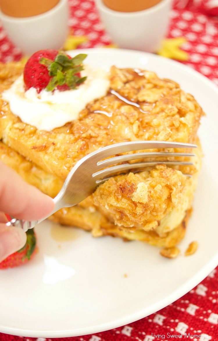 This Crunchy French Toast recipe is crusted with cinnamon cereal and sauteed with butter. The perfect quick breakfast or brunch idea for kids and adults. 