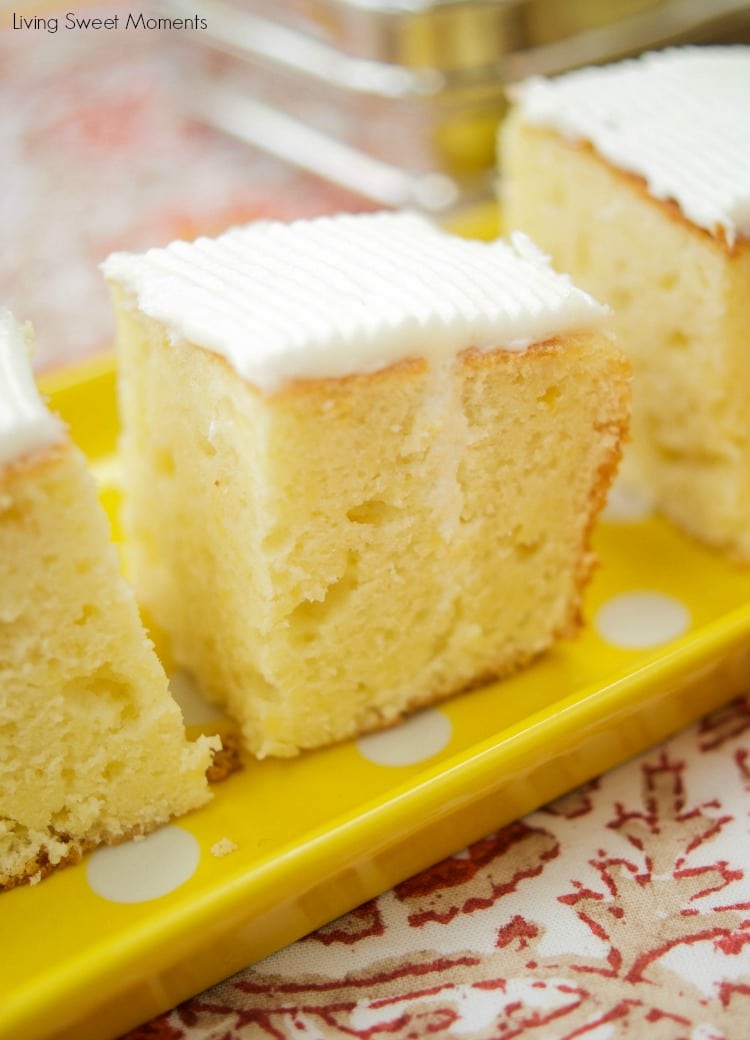 Delicious Lemon Snack Cakes - Living Sweet Moments