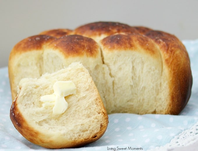 These buttery Slow Cooker Dinner Rolls do not require proofing and are sweet, soft and delicious. Perfect to serve with dinner or with jam at breakfast. 