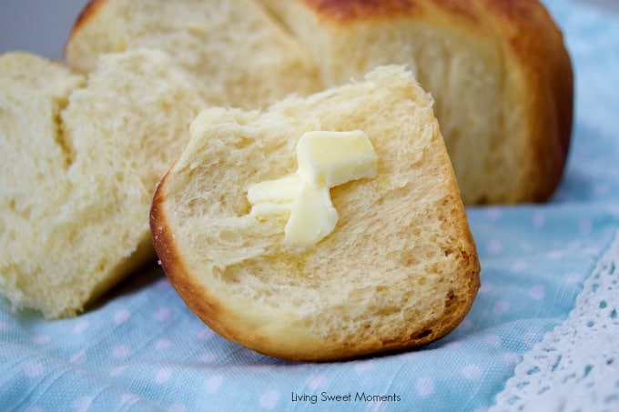 These buttery Slow Cooker Dinner Rolls do not require proofing and are sweet, soft and delicious. Perfect to serve with dinner or with jam at breakfast.