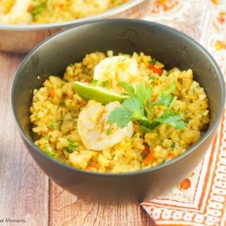 This delicious Curried Riced Cauliflower recipe with shrimp is low carb, paleo and keto friendly. a One pot meal ready in 20 minutes or less