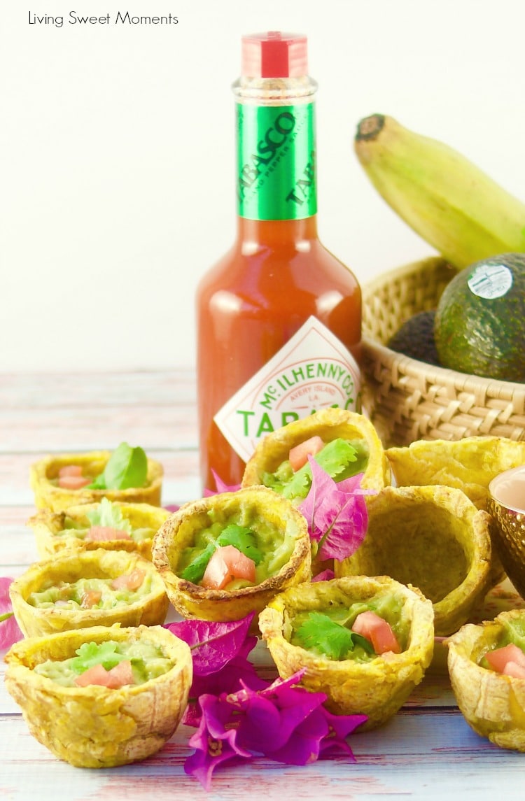 Give your parties a latin twist and enjoy crispy Plantain Cups filled with spicy guasacaca. Enjoy delicious appetizers with a venezuelan flair