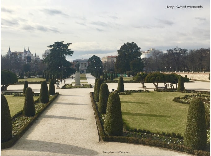 A Perfect Spain Itinerary  - buen retiro park in madrid, a view near el Prado Museum