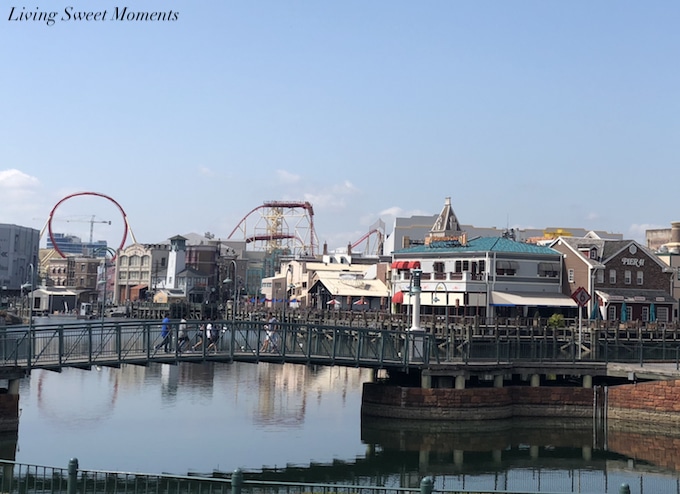 Here are some some tips to help you to visit Universal Studios on a Budget. With a little bit of planning you can spend less and enjoy a great vacation