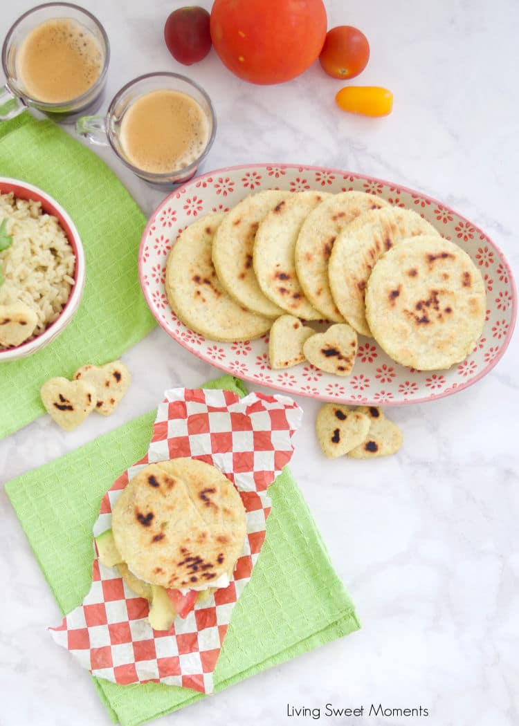 Got any leftover rice? These delicious gluten free crispy rice arepas and are made to be stuffed with your favorite fillings. Ideal for breakfast & dinner.
