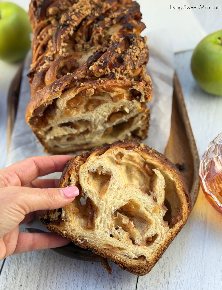 This Apple Cinnamon Babka is soft and fluffy with a warm cinnamon apple filling and buttery streusel topping. Perfect for fall
