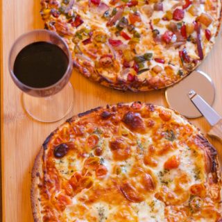 Bon Appetit Pizza Review: made with 100% mozzarella cheese and artisanal thin crust, Bon Appetit is much more than a frozen pizza. It's sophisticated and tasty.