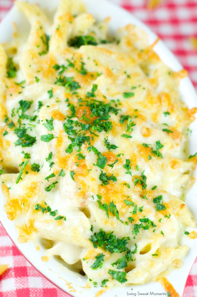Chicken Alfredo Baked Pasta - delicious homemade Alfredo sauce tossed with pasta, cooked chicken and cheese. Perfect for a quick weeknight meal or for company.