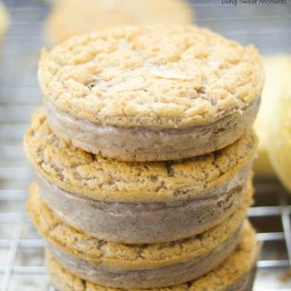 This crunchy Homemade Rice Cakes recipe is super easy to make and delicious! Enjoy a healthy snack and choose if you'd like it sweet or savory. Can be Gluten Free!