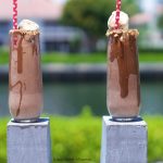 s'mores shakes - Delicious Chocolate shakes with marshmallows and graham crackers topped with toasted marshmallows. Perfect for summer outdoor entertaining.