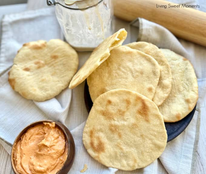This sourdough discard flatbread recipe makes soft bread in minutes! Easy, no-yeast method with tips, tasty variations, and serving ideas.