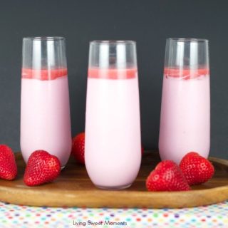 Strawberry Bavarian Cream - delicious and easy to make french strawberry bavarian cream. Perfect filling for cakes, donuts, pastries or just by itself. Yum!